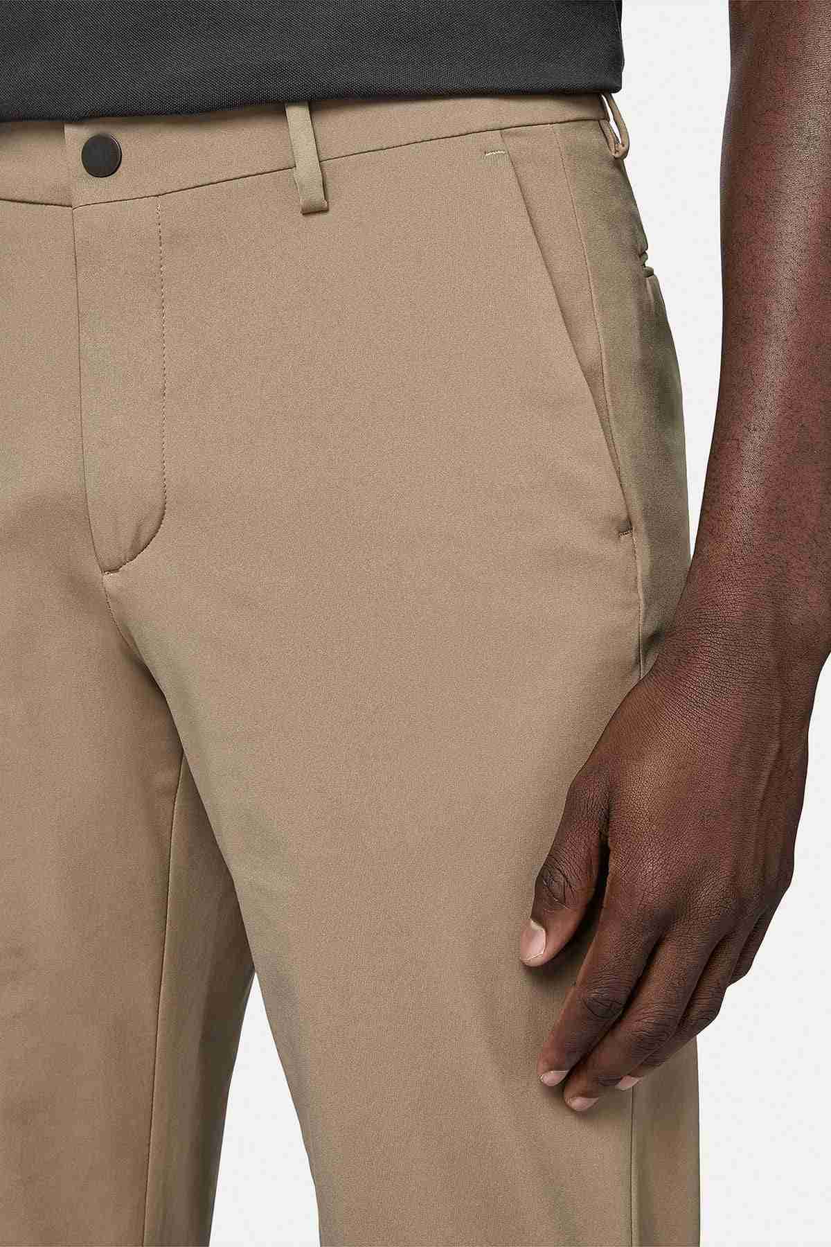 PANTALÓN FORMAL BEIGE REGULAR FIT