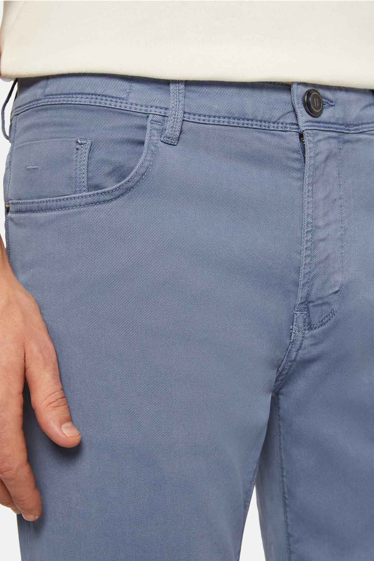 PANTALÓN CASUAL BOGGI AZUL CLARO